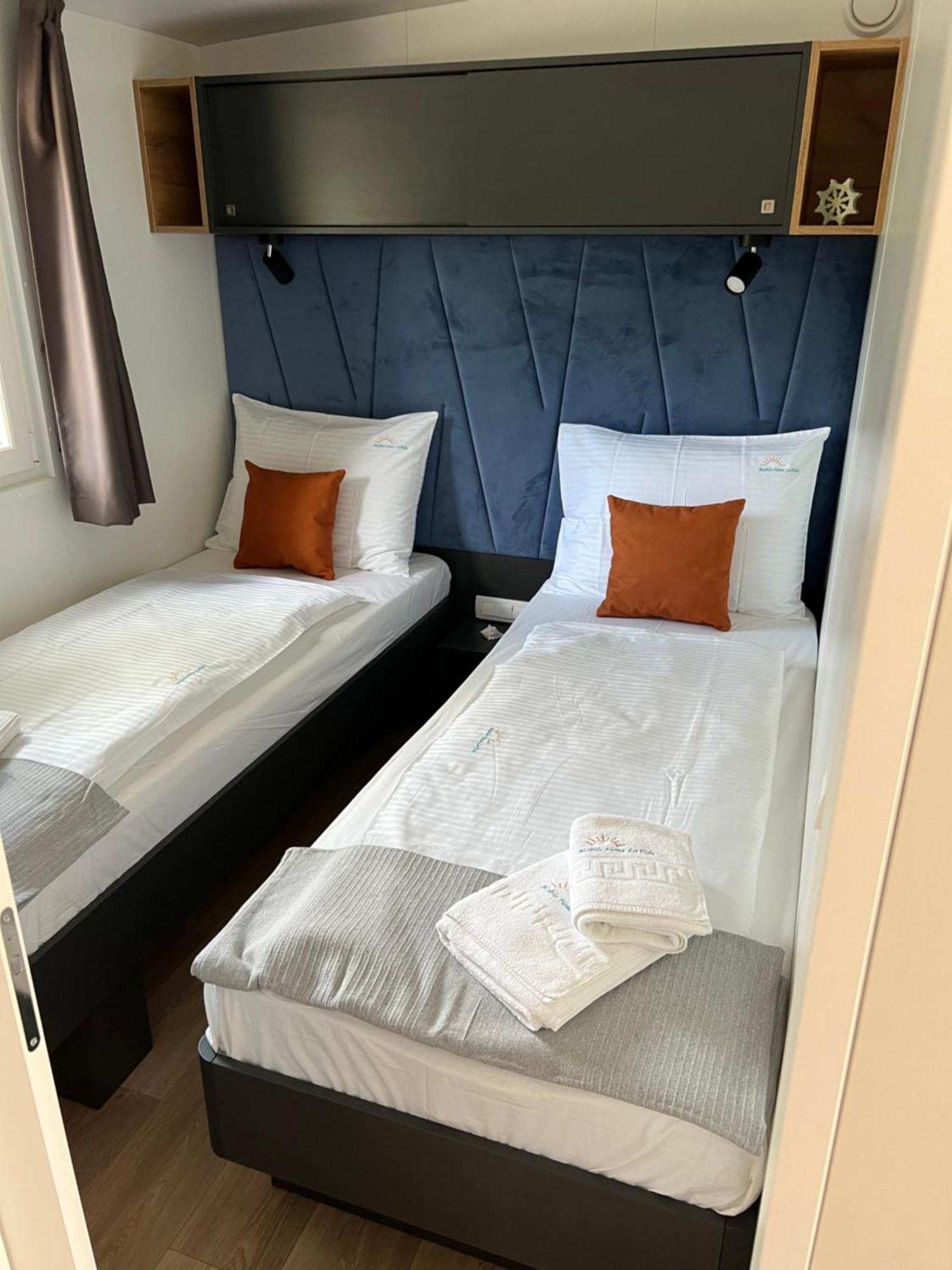 Mobile Home La Vida Biograd Na Moru Exterior photo